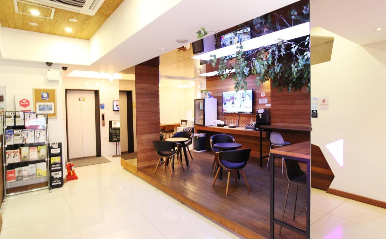 Hotel Pop Jongno Seoul Bagian luar foto