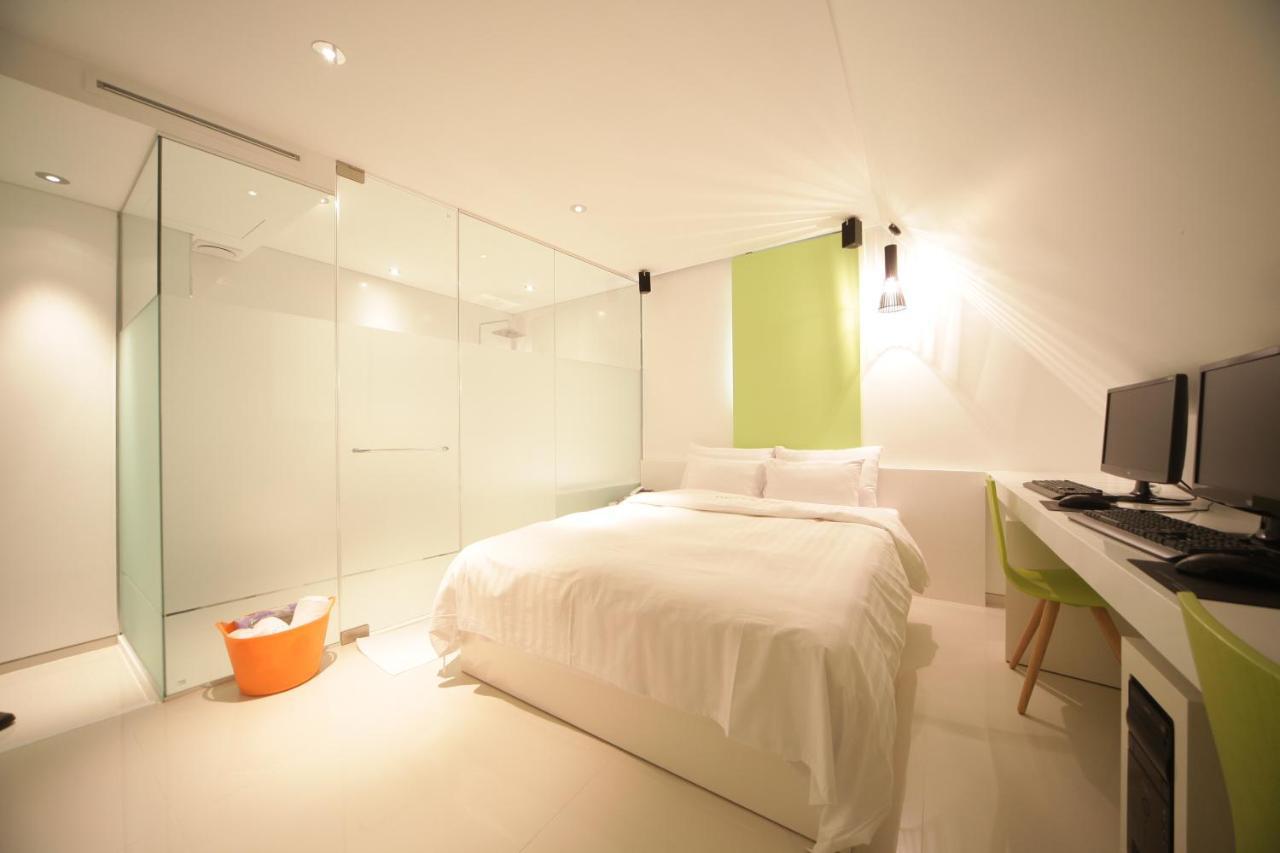 Hotel Pop Jongno Seoul Bagian luar foto