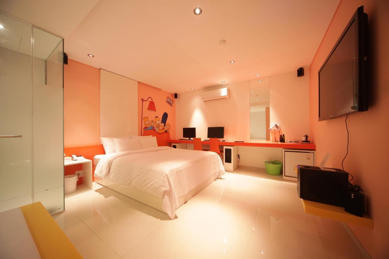 Hotel Pop Jongno Seoul Bagian luar foto
