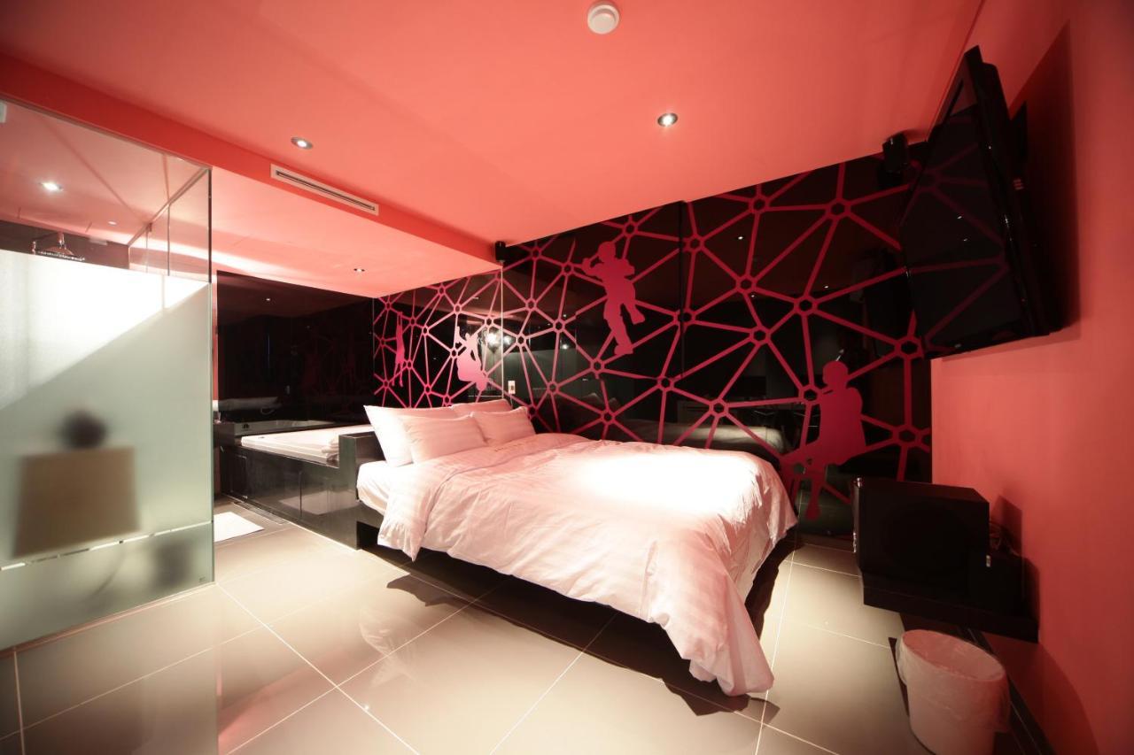 Hotel Pop Jongno Seoul Bagian luar foto