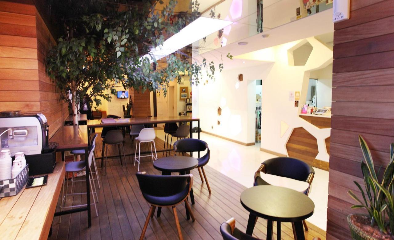 Hotel Pop Jongno Seoul Bagian luar foto